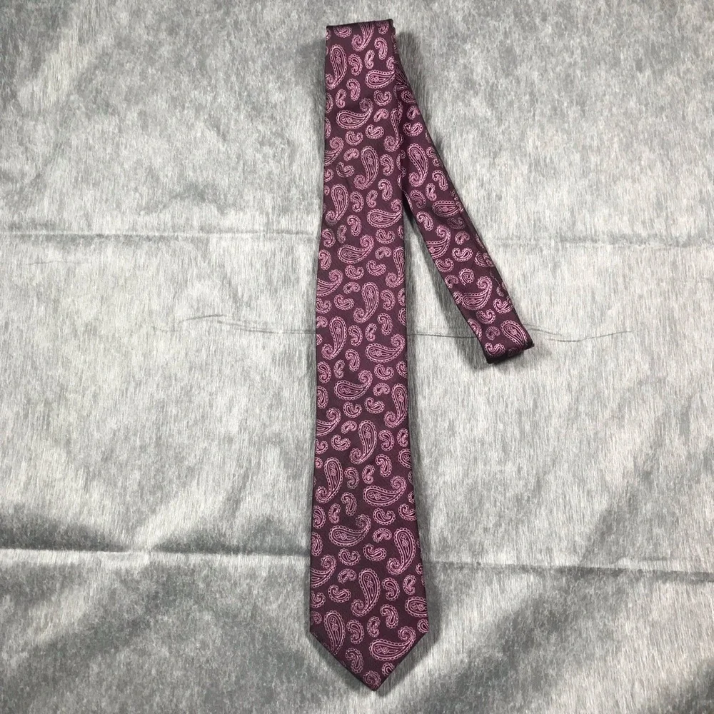 Egara Purple Paisley Men's Tie